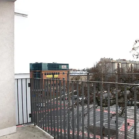 Stilo Dom - Ul Powstancow Slaskich Breslavia